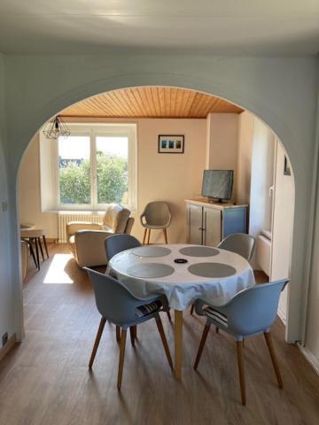 Roscanvel: Duplex Dans Maison Vue Mer Apartment Exterior photo